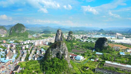 桂林国家高新区的山峦航拍全景