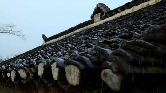 雨天民居（慢镜头）