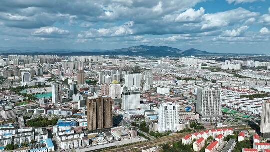 航拍秦皇岛海港区城市风光