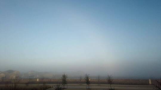 晨雾消失的延时摄影