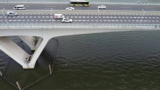 城市公路车流交通航拍