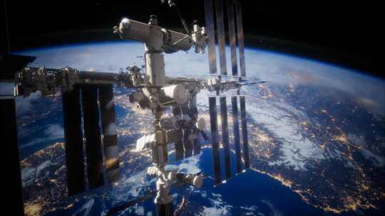 地球和宇宙飞船的景色。国际空间站正在绕地