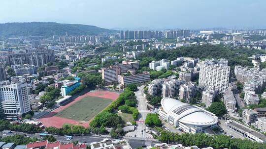 福建师范大学操场航拍长安山田径场体育场馆