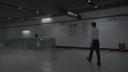 上海地铁进站视频素材模板下载