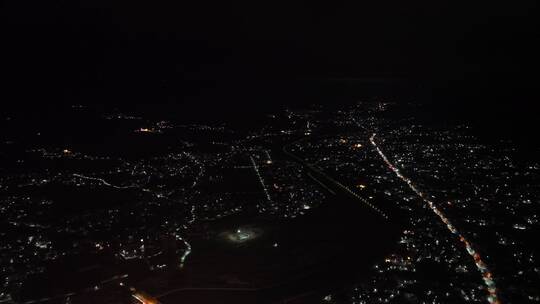 农村夜景航拍夜晚乡村灯光灯火通明晚上乡镇