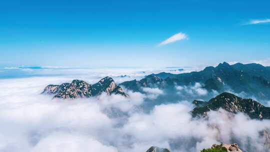 清晨云海日出云层山顶山林山峰云雾缭绕风景