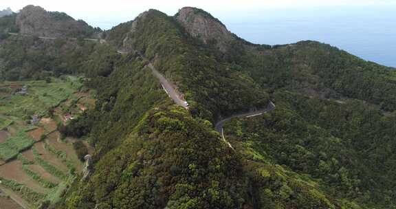 无人驾驶飞机拍摄岛屿