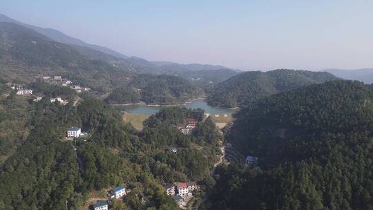 航拍大自然山川天然水库