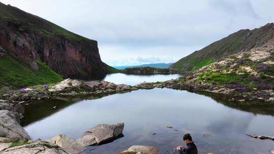 川西错通翠湖旅行者