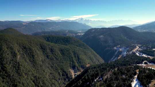 云南香格里拉雪山公路