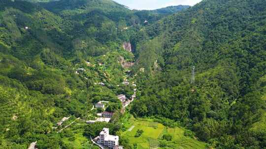 航拍广西山区 乡村 农村 田野