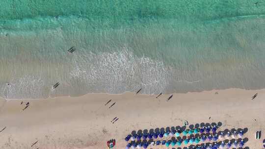 美丽热带海滩沙滩浪花海浪航拍