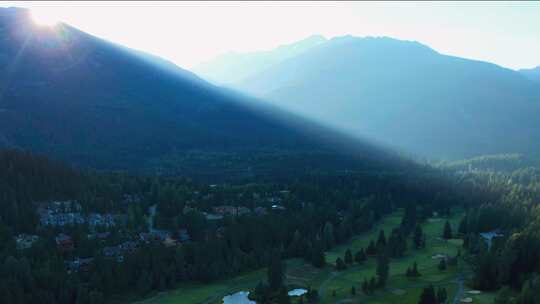 山，惠斯勒，房子，树