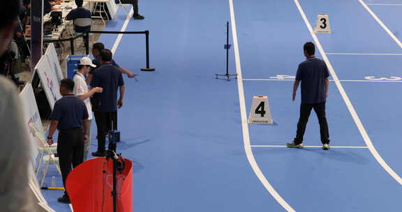 人形机器人比赛赛场准备场景