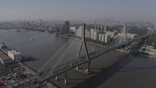 航拍广州番禺大桥远眺望珠江新城CBD