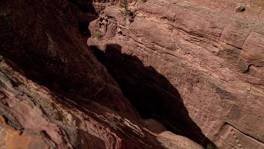 山脉中的古老城市