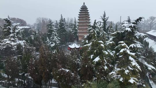 洛阳白马寺齐云塔寺院航拍雪景冬季