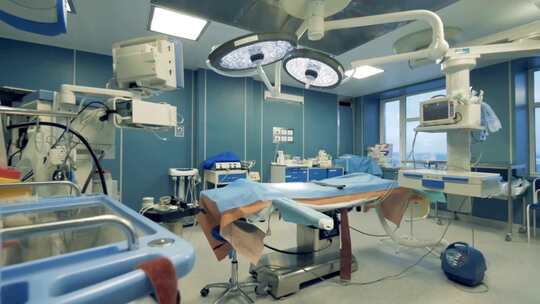 手术室医疗设备手术床实拍素材