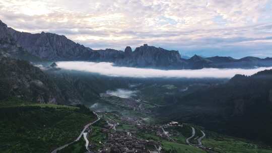 隐居山林享受大自然的风景