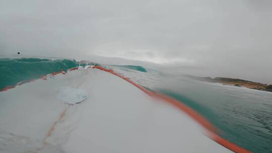 夏日海边冲浪第一视角