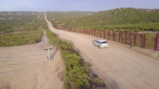 航拍站岗的边境巡逻车视频素材模板下载