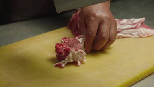 烹饪红烧羊肉视频素材模板下载