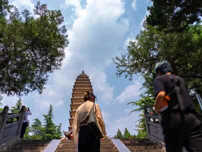 洛阳旅游白马寺齐云塔延时