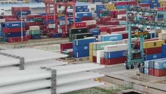 海运港口集装箱物流码头货轮长焦航拍