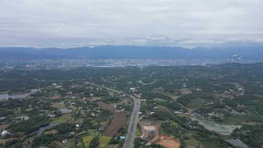 远眺江油、沃野山川