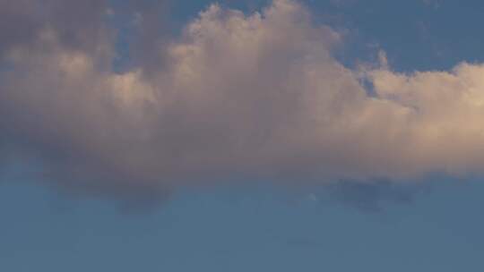 6K清晨天空彩云追月10