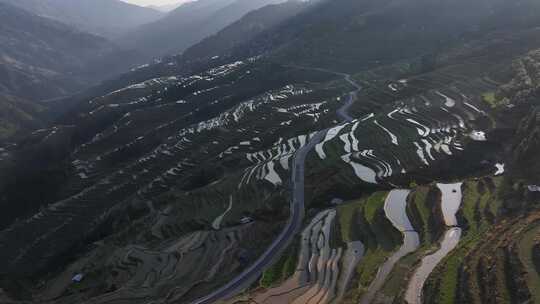 贵州黔东南加榜梯田古村落公路旅行航拍风光