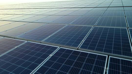 太阳能发电场太阳能板光伏航拍电能电力电网