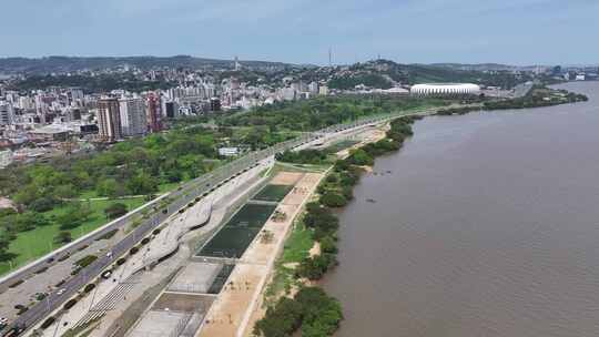 阿雷格里港天际线位于巴西南里奥格兰德的阿