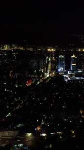 竖版航拍山东济南城市夜景老城区夜景