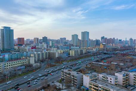 乌鲁木齐日转夜城市车流延时摄影