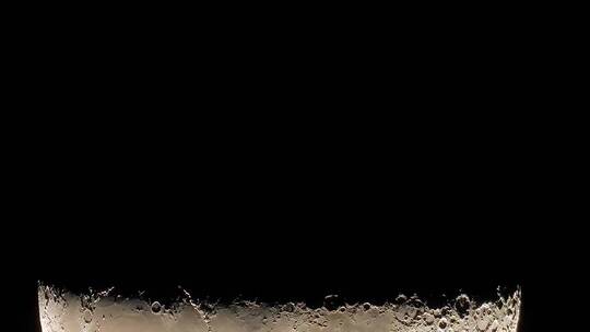 黑夜中的月球陨石坑视频素材模板下载