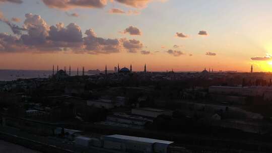 日落时分法提赫区的清真寺