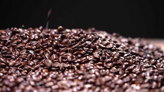 咖啡豆采摘咖啡制作咖啡烘焙咖啡