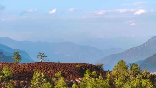 航拍丽江老君山