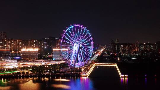 深圳宝安欢乐港湾湾区之光摩天轮夜景右环绕