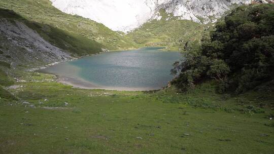 高山湖泊神湖湖海