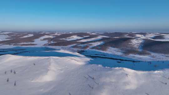 航拍极寒的内蒙古大雪原