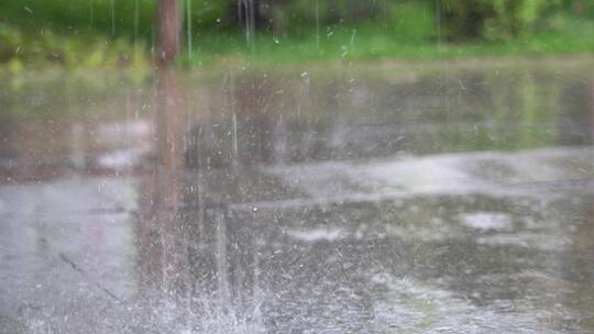 倾盆大雨视频素材模板下载