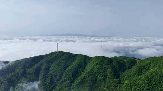 云雾缭绕森林青山高山云海