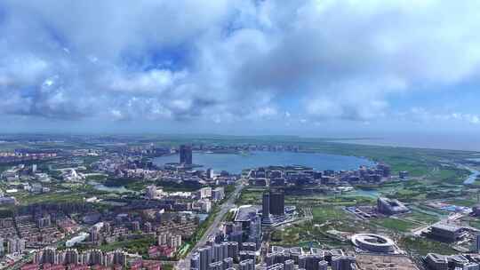 航拍上海临港新片区  滴水湖全景