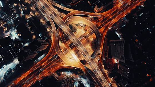 鲁班路高架俯拍夜景