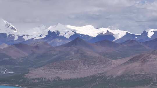 普莫雍错雪山湖泊航拍