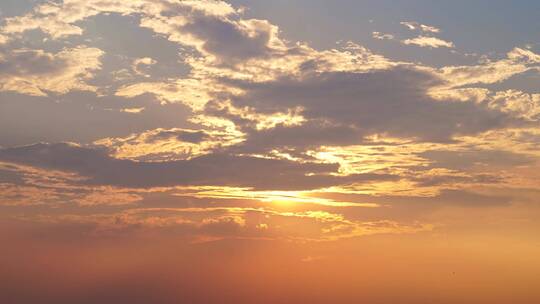 天空日落延时黄昏夕阳晚霞太阳下山夜幕降临