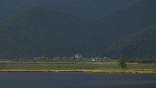 湖北襄阳古隆中湖面田野航拍