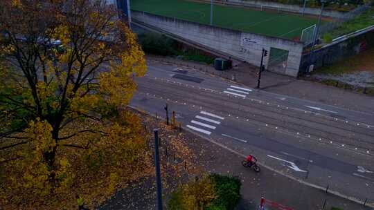 城市道路的高角度视图